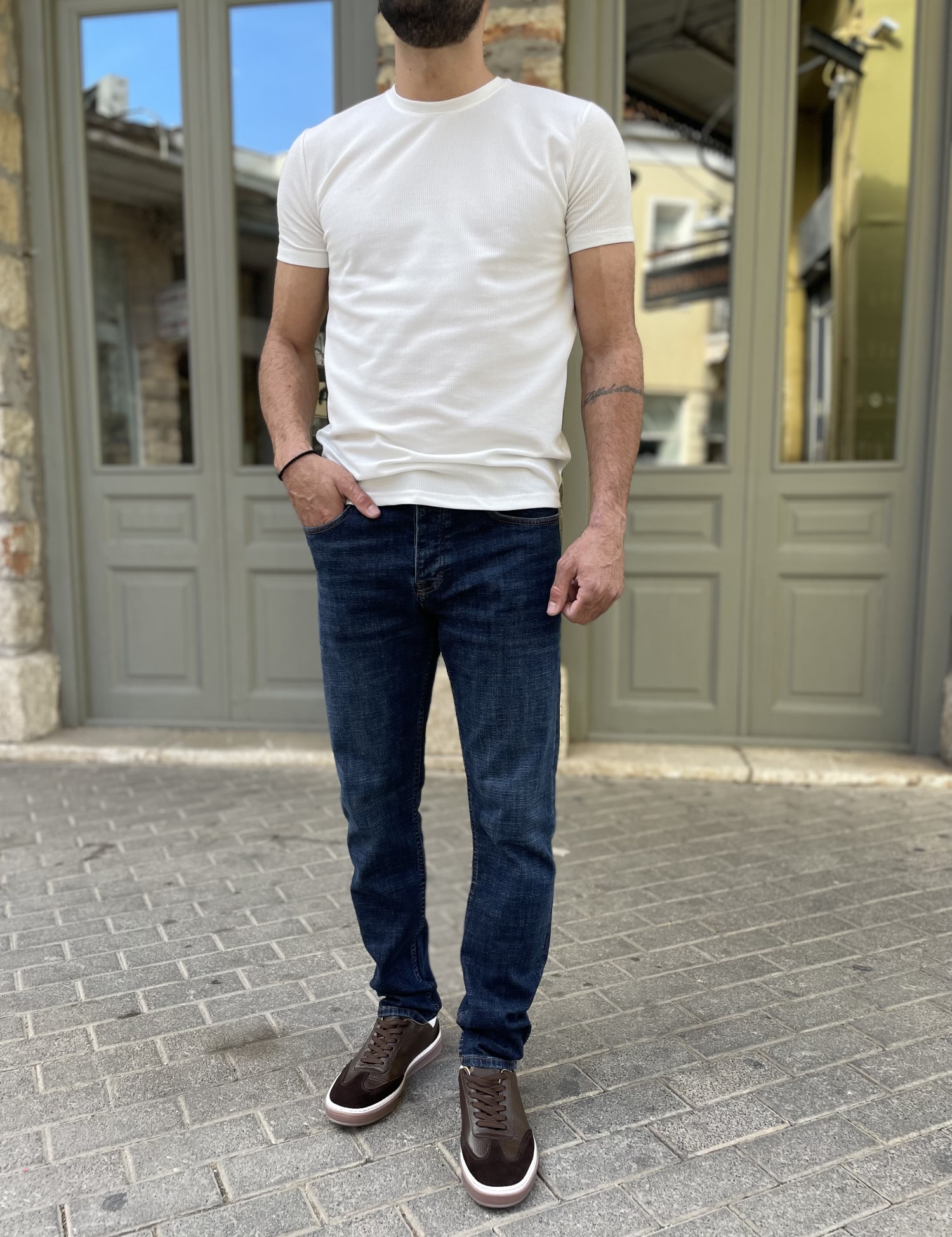 Ανδρικό σκούρο μπλε πεντάτσεπο τζιν παντελόνι ίσιο με κουμπιά 3LN1215 φωτογραφία